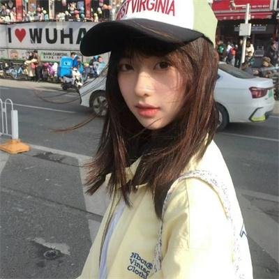 新娘向后跑
